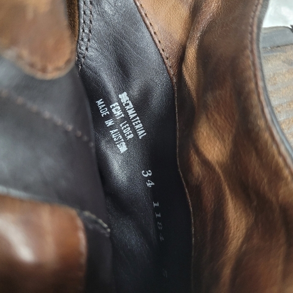 Paul Green Ankle Leather Bootie - Picture 9 of 9